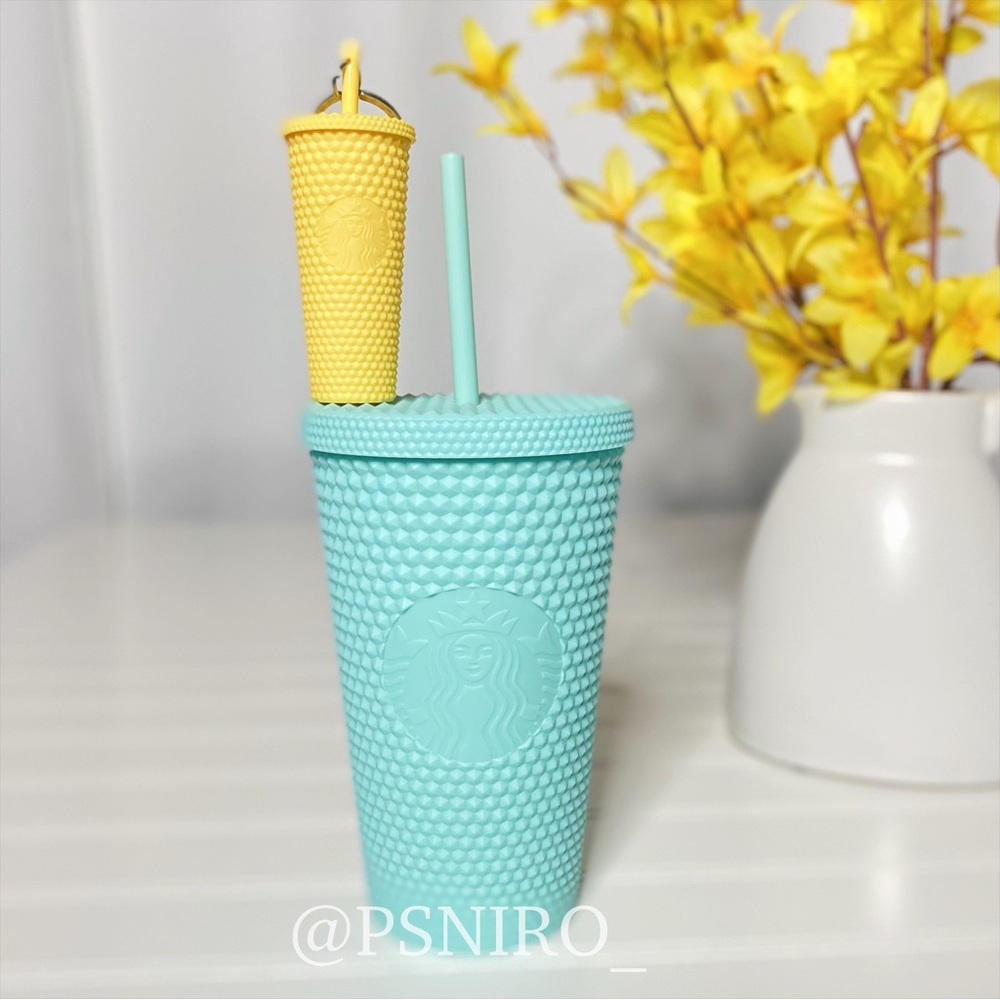 Starbucks Cup and Keychain